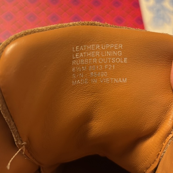 Tory Burch Lug Sole Hiker Ankle Boots size 6.5 free shipping - Picture 7 of 8